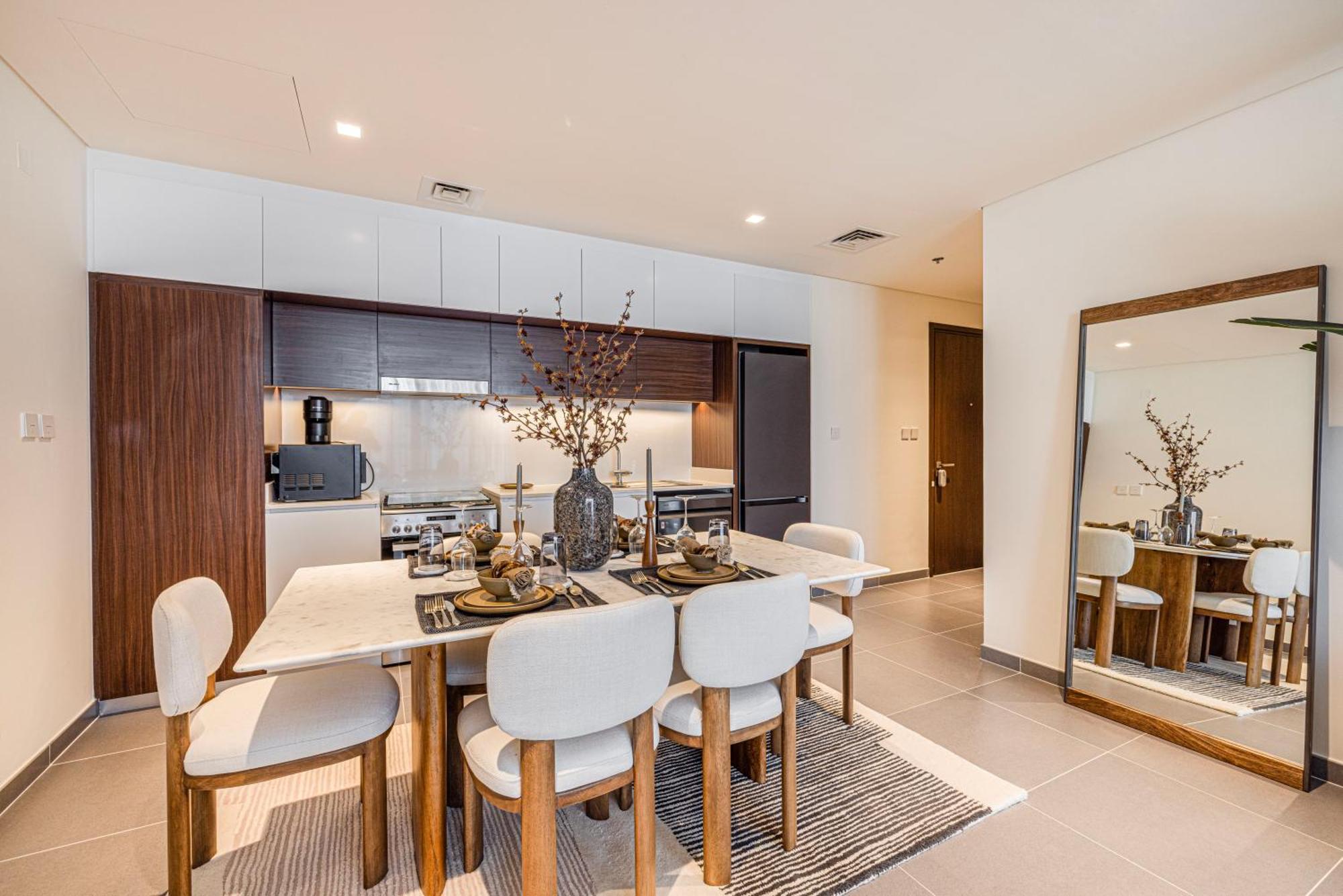 Superhost! Luxury 1 Bedroom Creek Harbour Apartment Dubai