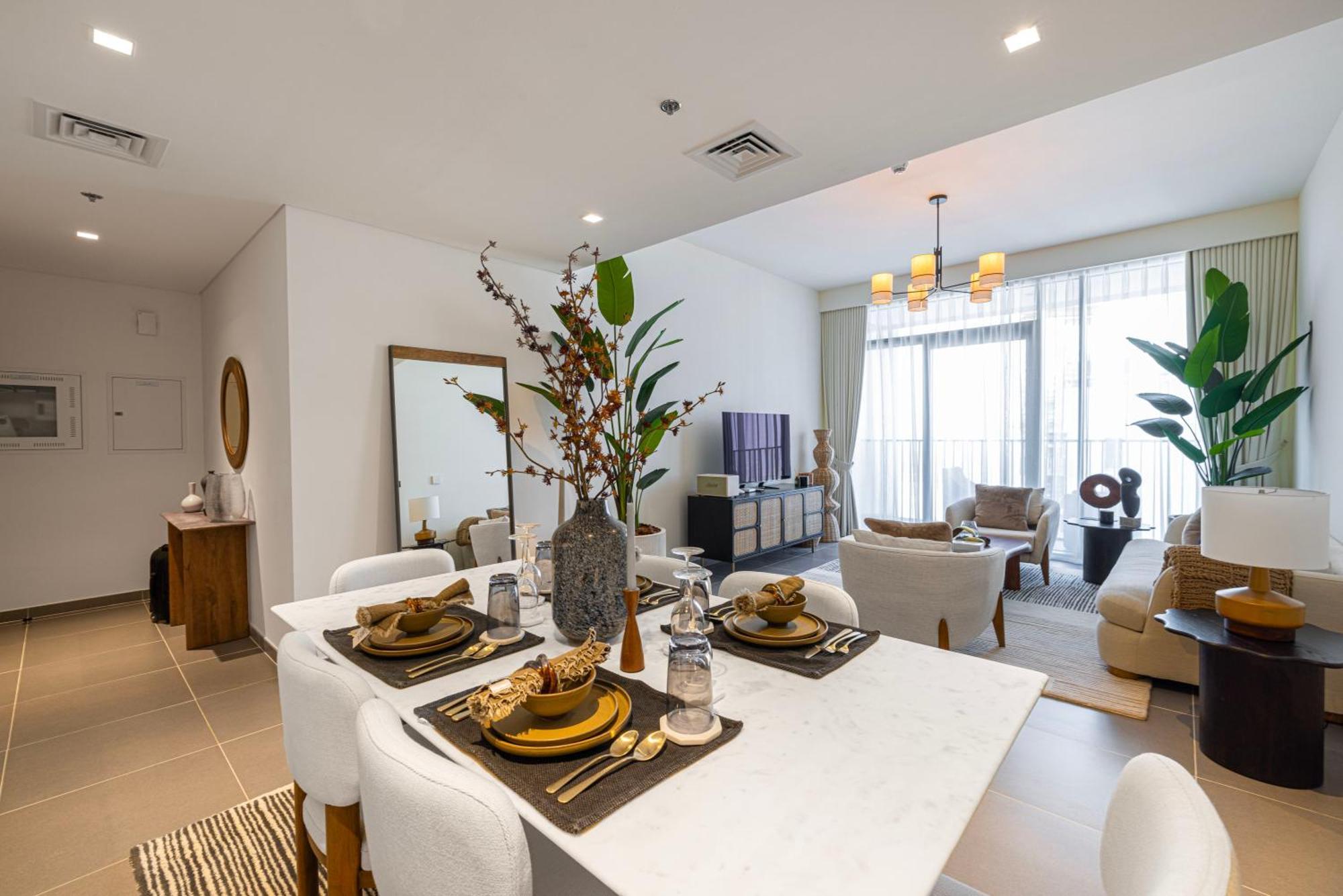 Apartment Superhost! Luxury 1 Bedroom Creek Harbour Dubai